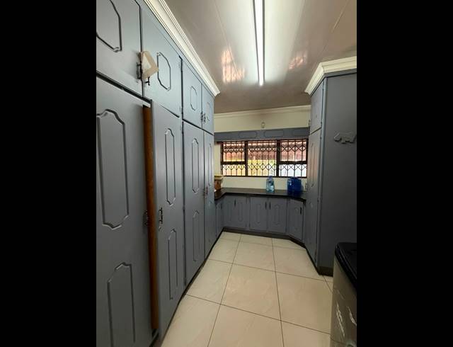 4 BEDROOM HOUSE FOR SALE IN WALDRIFT